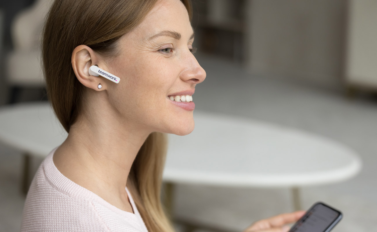 Duet - Custom Earbuds Charging Case gallery thumbnail